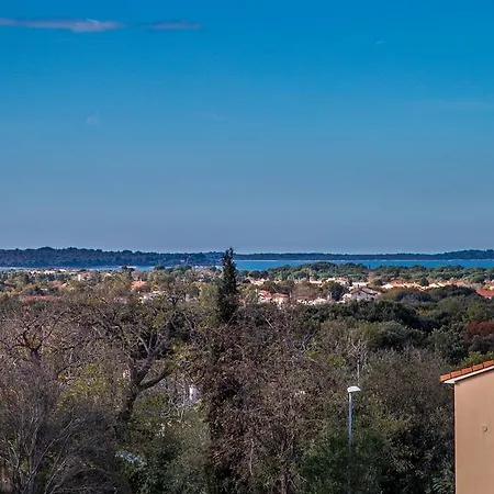 Casa de hóspedes Veli Vrh 3*