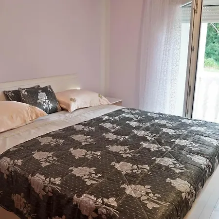 Veli Vrh Casa de hóspedes