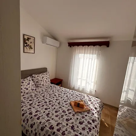 Pensionat Veli Vrh Pula