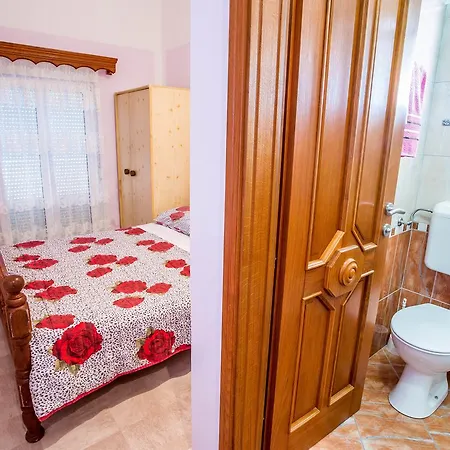 Veli Vrh Gasthof 3*