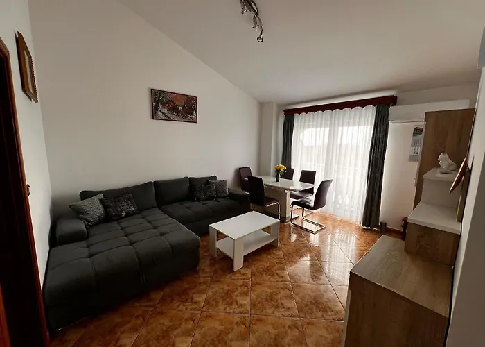 Veli Vrh 招待所 普拉