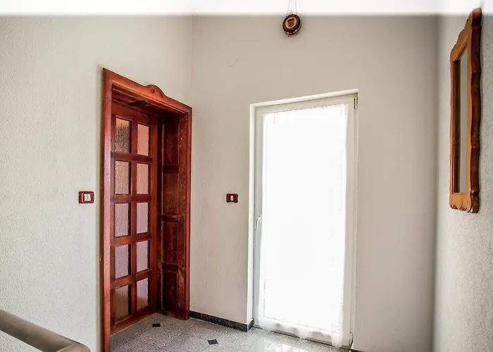 Veli Vrh Affittacamere Pola