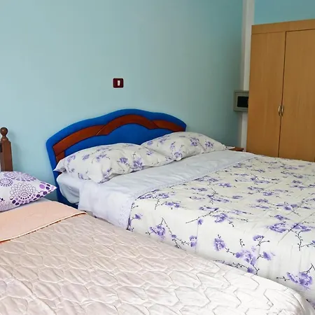 Πανσιόν Veli Vrh Πούλα