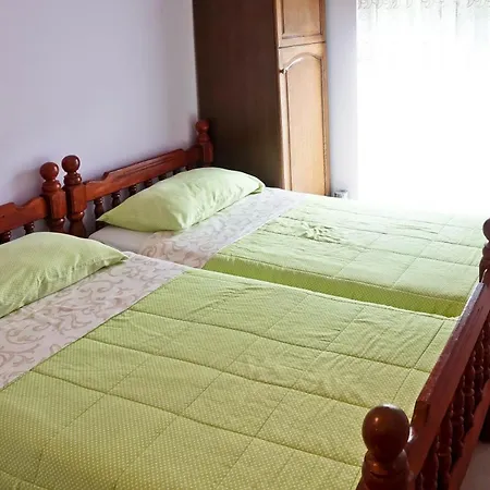 Veli Vrh Πανσιόν