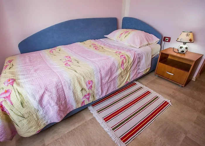 Guest house Veli Vrh 3*